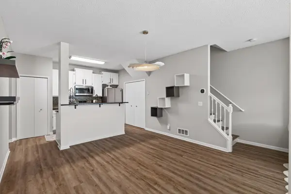 14194 Plymouth AVE, Burnsville, MN 55337