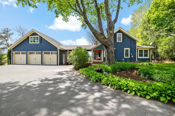 5830 Club LN, Excelsior, MN 55331
