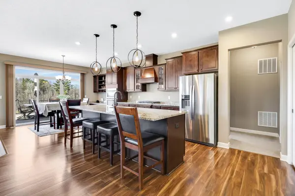 7129 Archer TRL, Inver Grove Heights, MN 55077