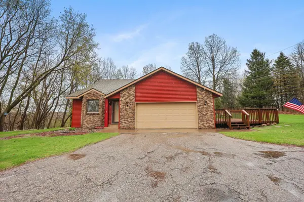4 Michaels CT, Sartell, MN 56377