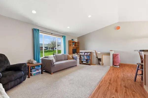 1140 Eulaine CIR, Hammond, WI 54015