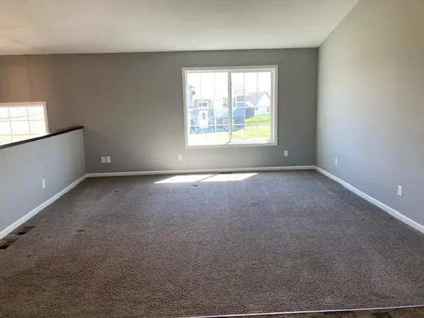 828 Poplar DR SE, Kimball, MN 55353