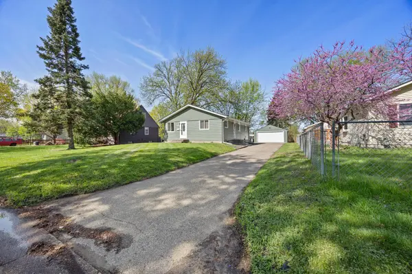 8120 Wentworth AVE S, Bloomington, MN 55420