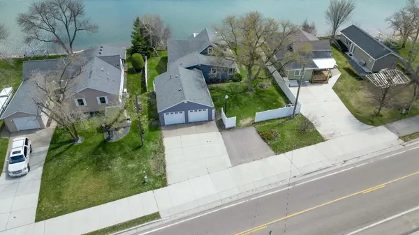 804 Lake Shore DR, Battle Lake, MN 56515