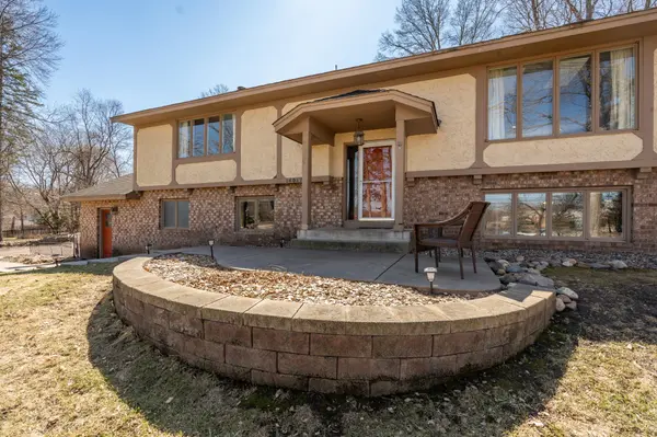 16917 Lake Street EXT, Minnetonka, MN 55345