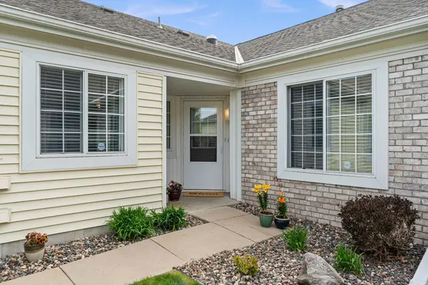 9052 Terra Verde TRL, Eden Prairie, MN 55347