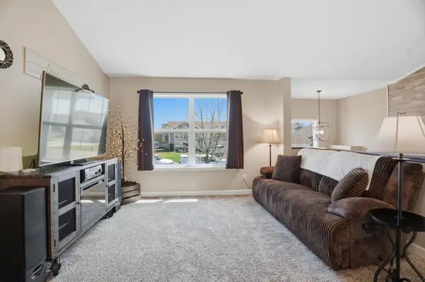 19184 Johnson ST NW, Elk River, MN 55330