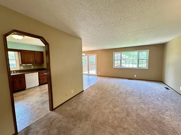 7779 Meadowview TRL, Lino Lakes, MN 55014
