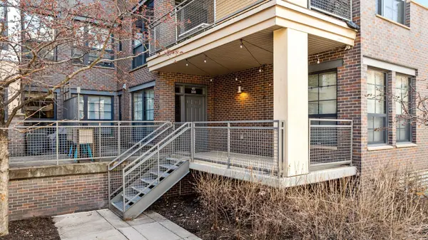 825 Berry ST #103, Saint Paul, MN 55114