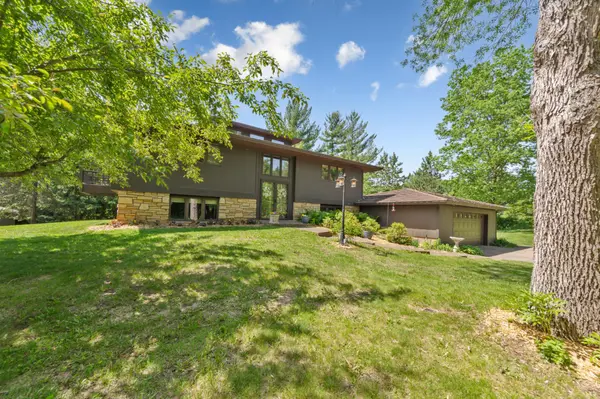 2375 175th ST E, Faribault, MN 55021