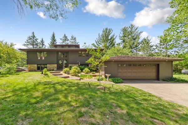 2375 175th ST E, Faribault, MN 55021