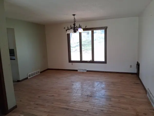 1919 Summit DR, Saint Cloud, MN 56303
