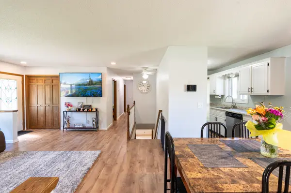 2855 Ivy ST S,  Cambridge,  MN 55008