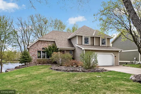 5266 Lakeview AVE, White Bear Twp, MN 55110