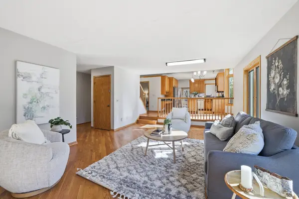 3880 Minnesota LN N, Plymouth, MN 55446