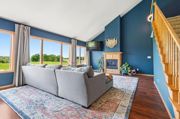 2095 80th ST, Somerset, WI 54025