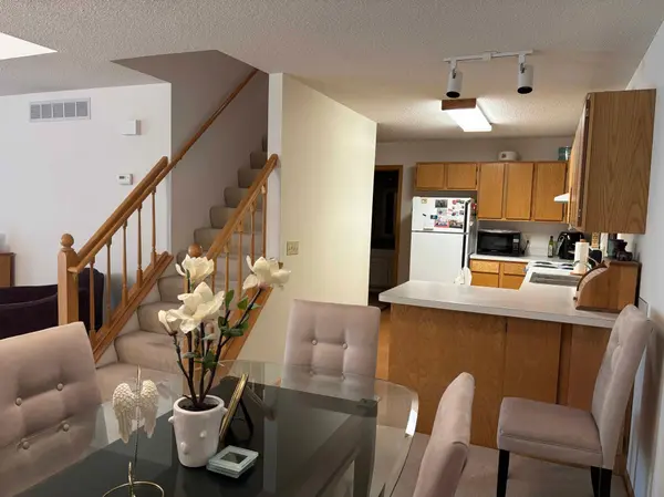 7764 79th ST S, Cottage Grove, MN 55016