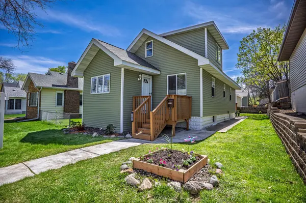 1076 Wilson AVE, Saint Paul, MN 55106