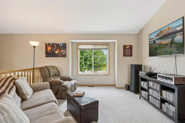 37922 Harvester AVE, North Branch, MN 55056