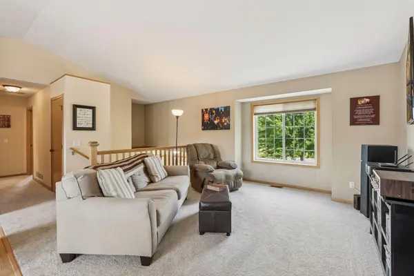37922 Harvester AVE, North Branch, MN 55056