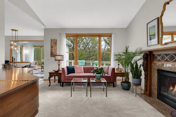 7980 Dunkirk LN N, Maple Grove, MN 55311