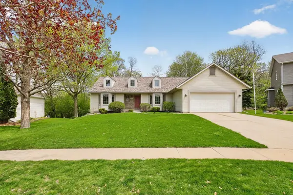1131 Baird LN NE, Rochester, MN 55906