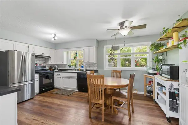 752 Lathrop DR, Northfield, MN 55057