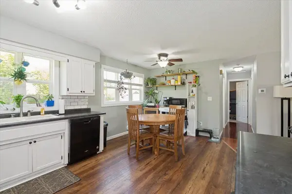 752 Lathrop DR, Northfield, MN 55057