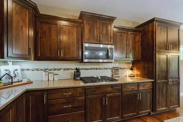 16604 Markley Lake DR SE, Prior Lake, MN 55372