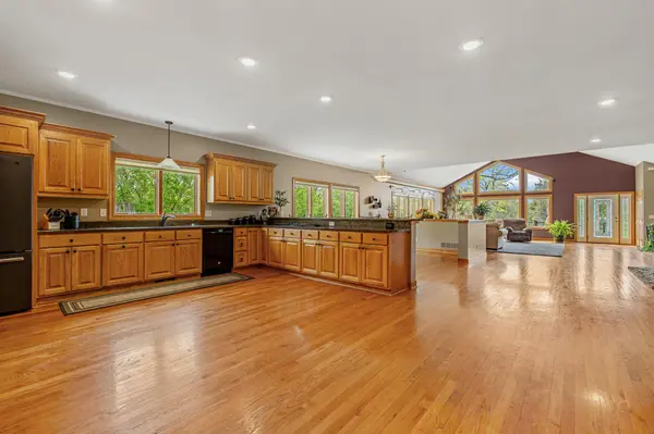 3419 Shady Oak RD, Minnetonka, MN 55305