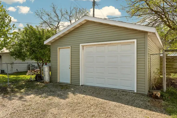 659 W 4th ST, Winona, MN 55987