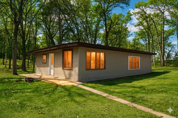 668 Shore Haven Lane #Cabin 7,  Hackensack,  MN 56452