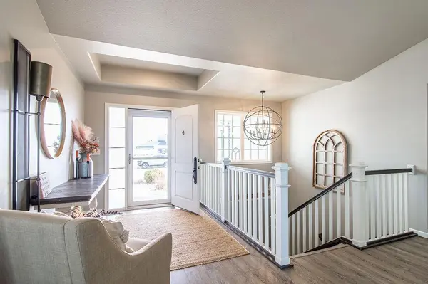 713 48th AVE W, West Fargo, ND 58078