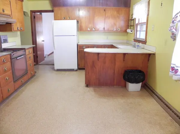 411 5th AVE S, Wahpeton, ND 58075