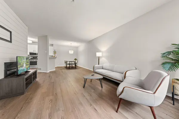 14393 Wilson DR, Eden Prairie, MN 55347