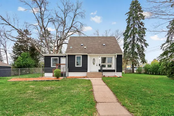 1475 Ivy AVE E, North Saint Paul, MN 55106