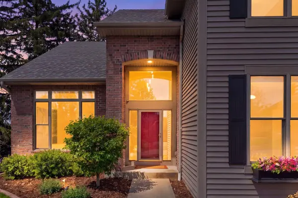 1585 Stoneridge CIR, Long Lake, MN 55356