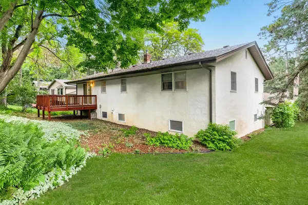 6801 Willow LN N, Brooklyn Center, MN 55430