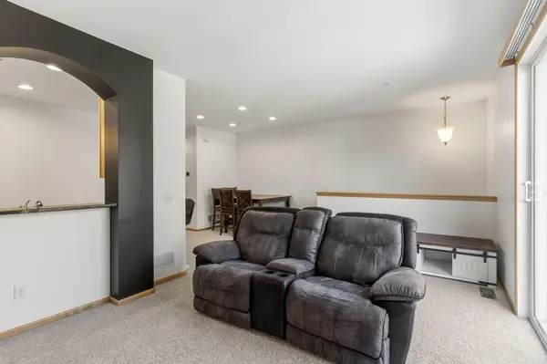 13611 Brick PATH #150, Rosemount, MN 55068