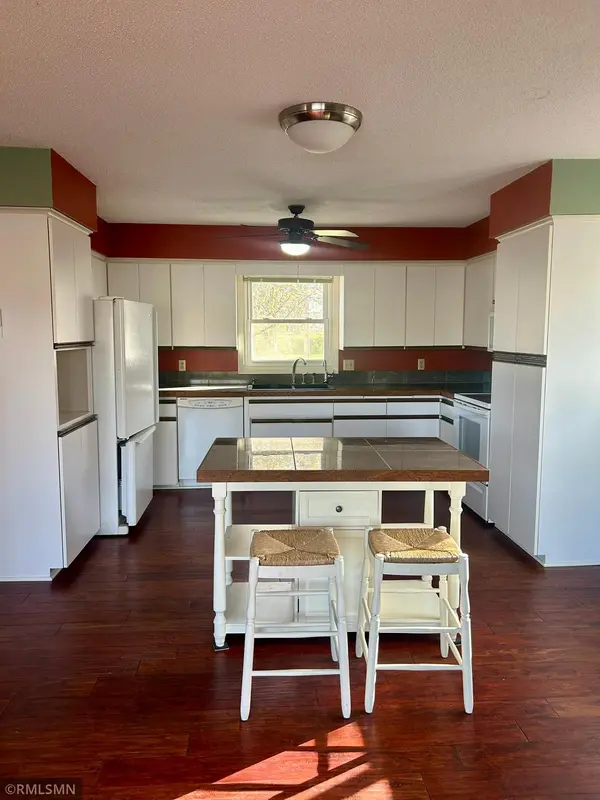 607 E River ST, Monticello, MN 55362