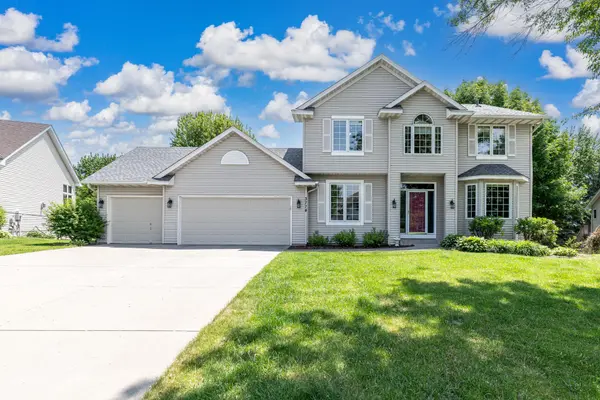 3774 Oxford DR, Woodbury, MN 55125