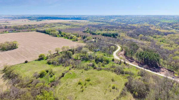 32115 Canada AVE, Northfield, MN 55057