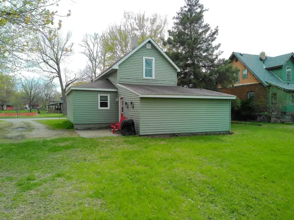 309 E 3rd ST, Monticello, MN 55362