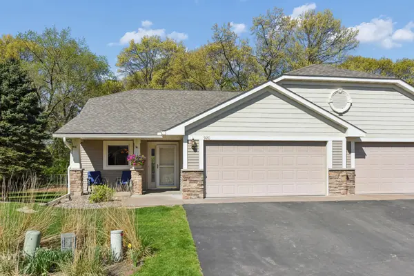 920 Keystone CT N #7, Hudson, WI 54016
