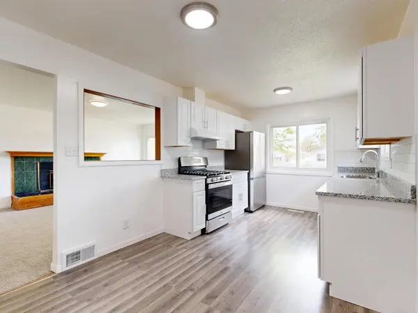 1413 Park ST, Saint Paul, MN 55117