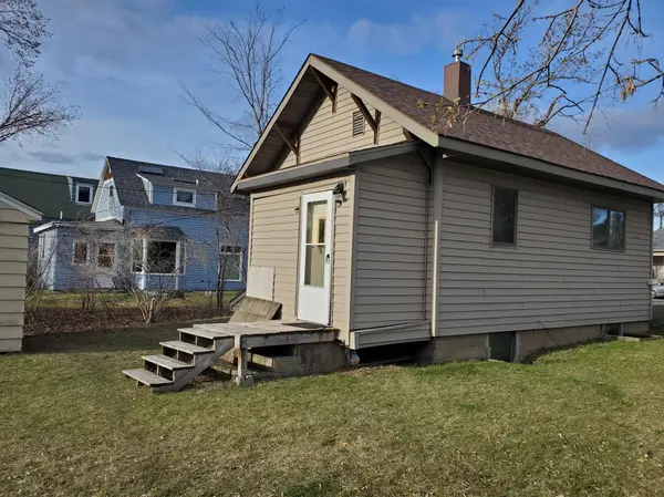 1203 America AVE NW, Bemidji, MN 56601