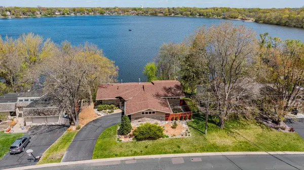 17678 83rd AVE N, Maple Grove, MN 55311
