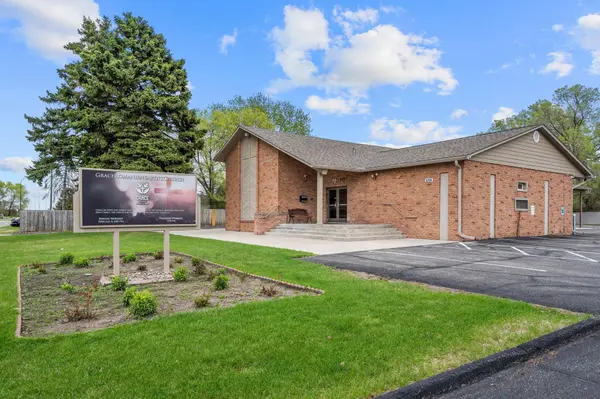 6206 Lilac DR N, Brooklyn Center, MN 55430