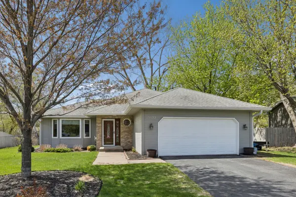 13522 Xavis St NW, Andover, MN 55304