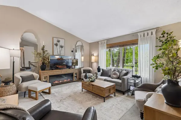 589 Mcknight RD S, Saint Paul, MN 55119